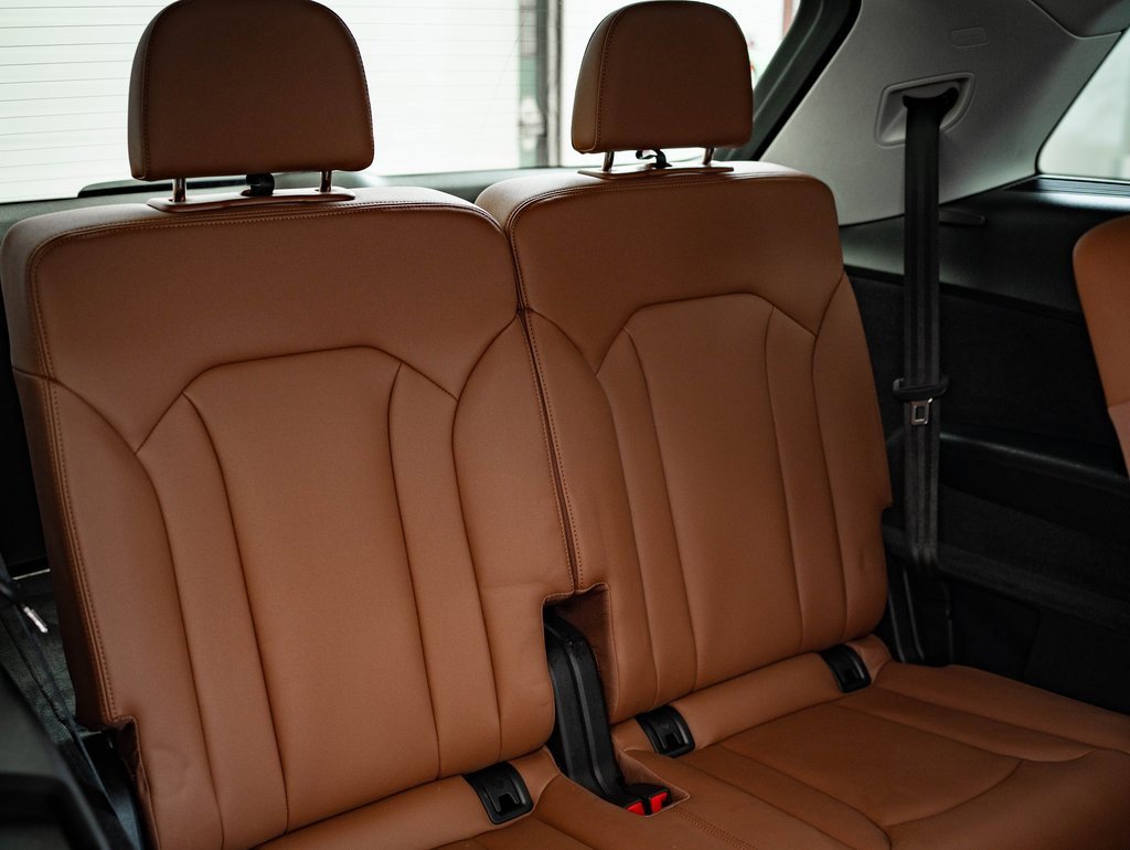 Used 2023 Audi Q7 3.0T Premium Plus w/ Premium Plus Package image 48