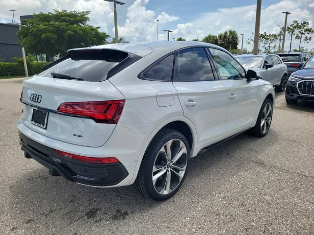 Certified 2023 Audi Q5 2.0T Prestige AWD/4WD image 7