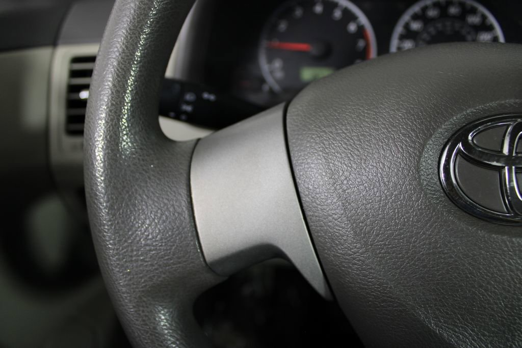 Used 2010 Toyota Corolla LE FWD image 22