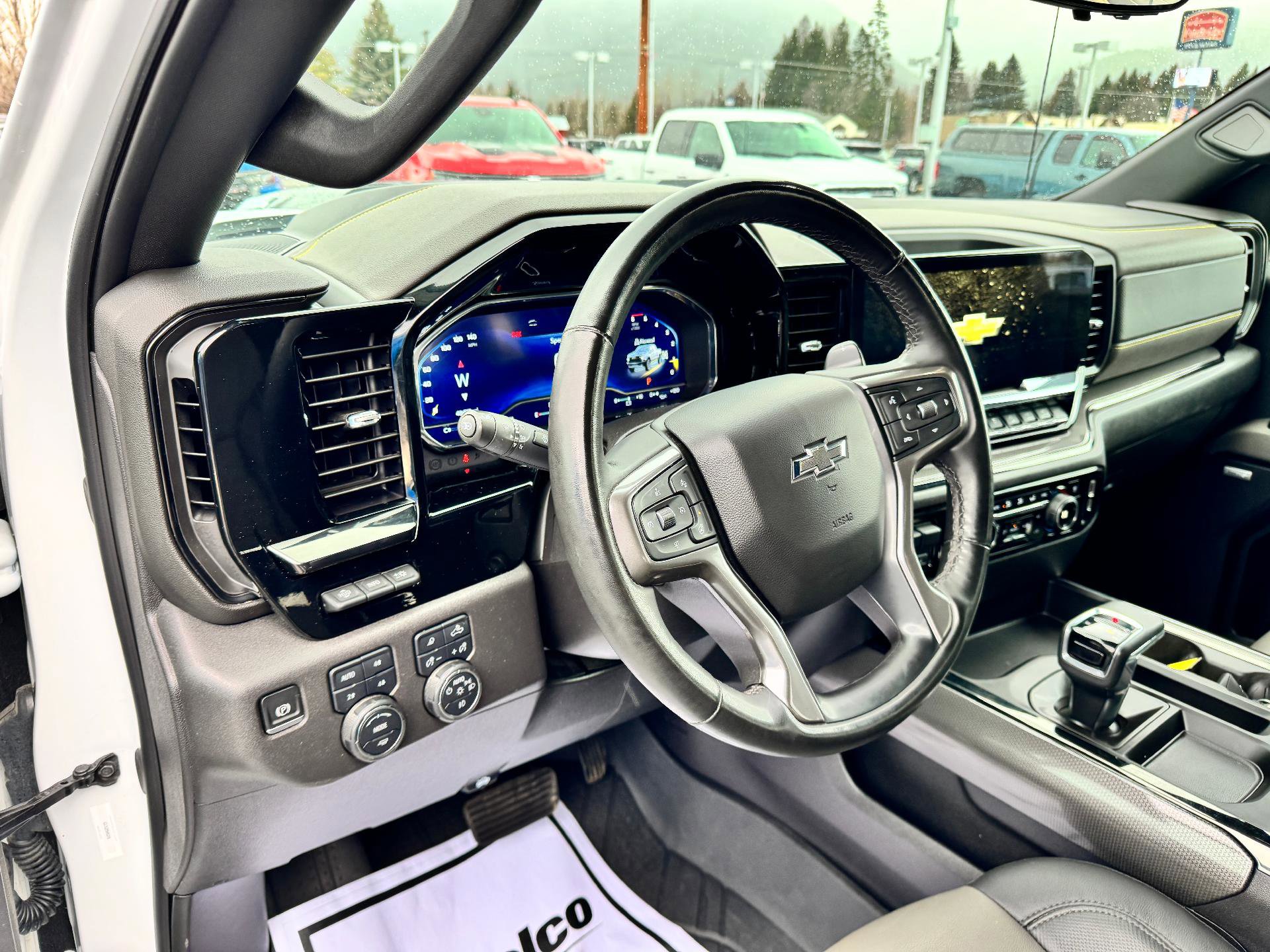 Used 2024 Chevrolet Silverado 1500 ZR2 w/ Technology Package image 12