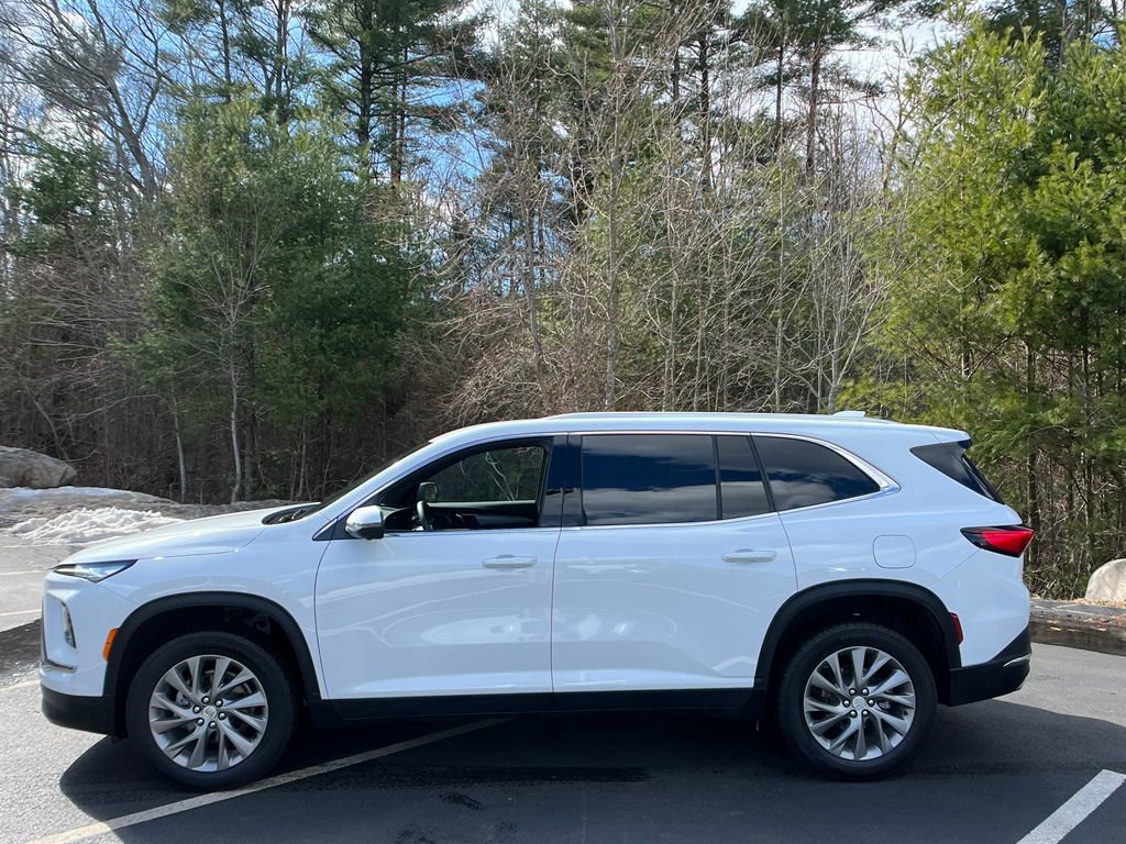 Used 2025 Buick Enclave Preferred video 2