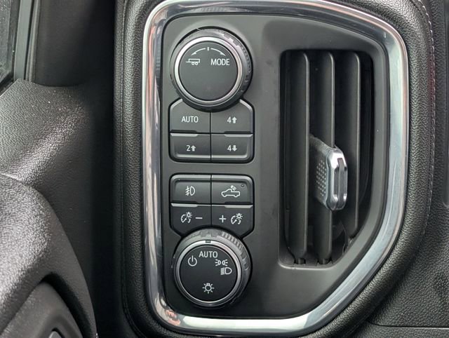Used 2020 Chevrolet Silverado 1500 RST image 22