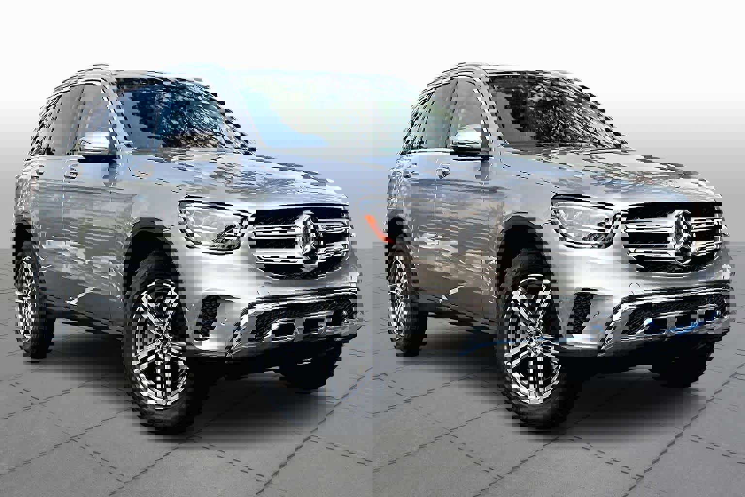 Used 2022 Mercedes-Benz GLC 300 image 3