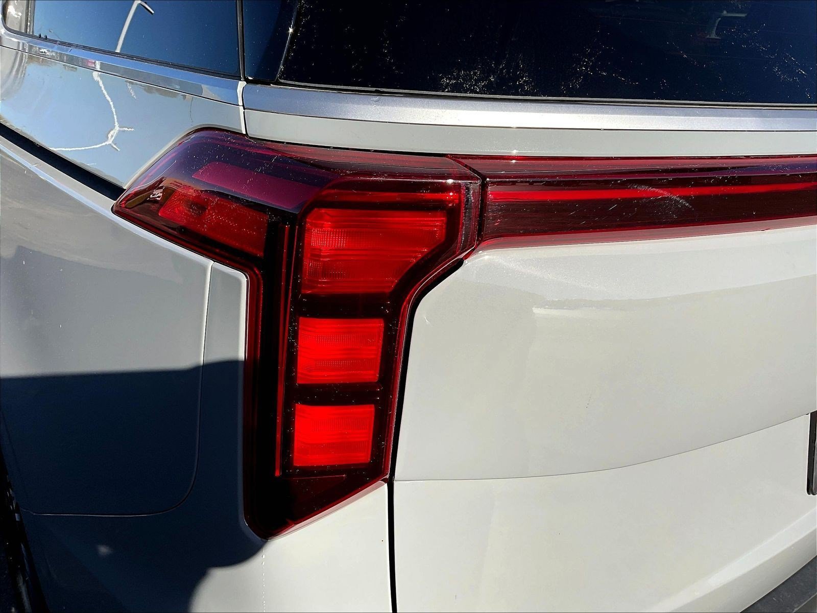 New 2027 Kia Carnival EX FWD image 15