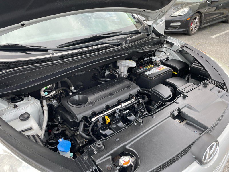 Used 2013 Hyundai Tucson GLS image 28