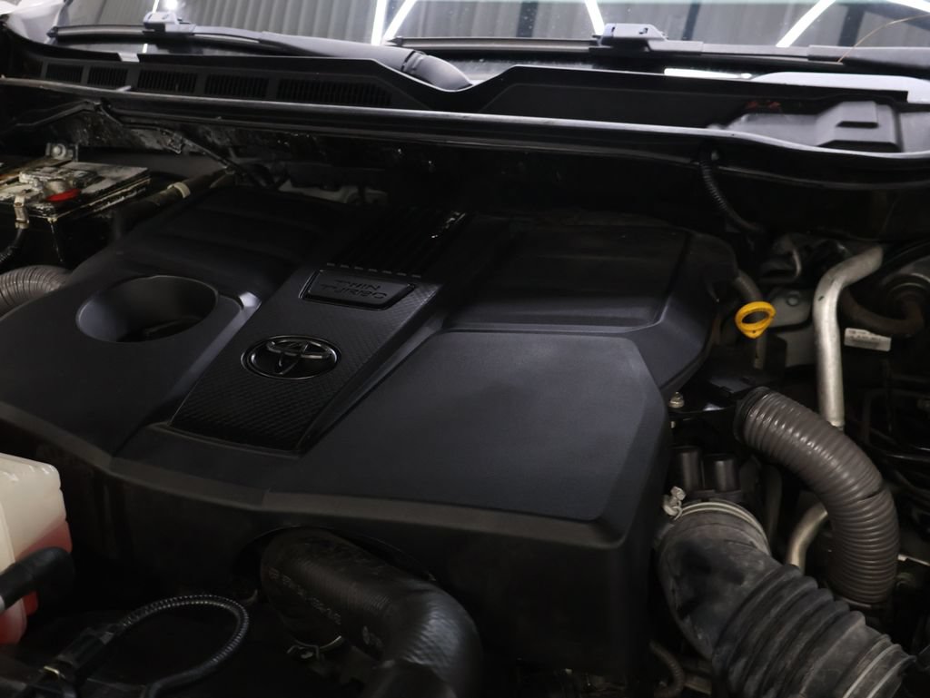 Used 2022 Toyota Tundra Limited RWD image 28