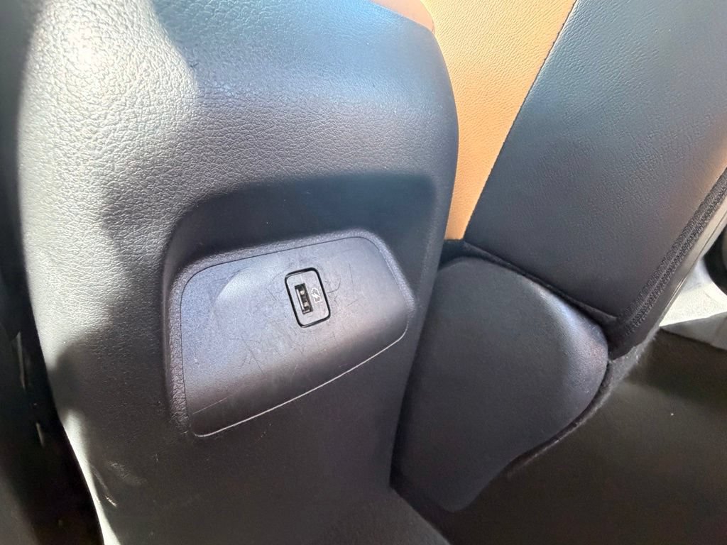 Used 2021 Nissan Sentra SV w/ SV Premium Package FWD image 17