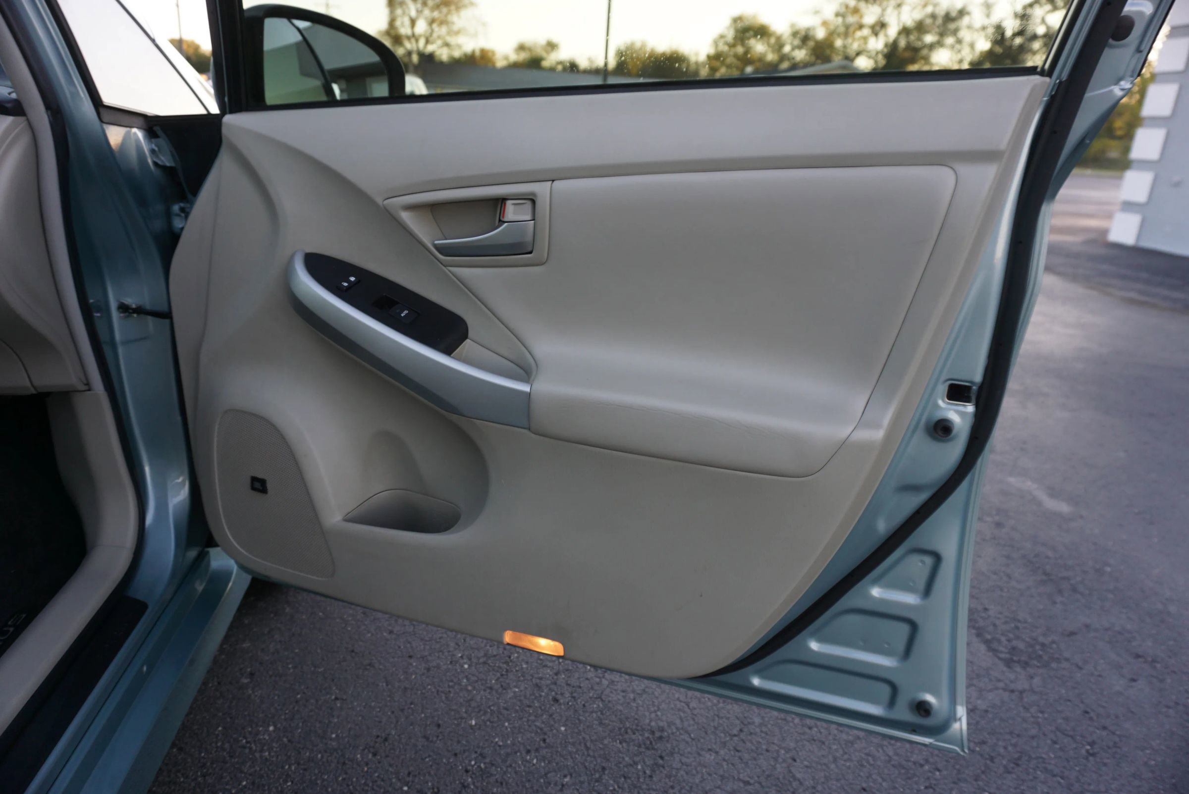 Used 2013 Toyota Prius One image 24