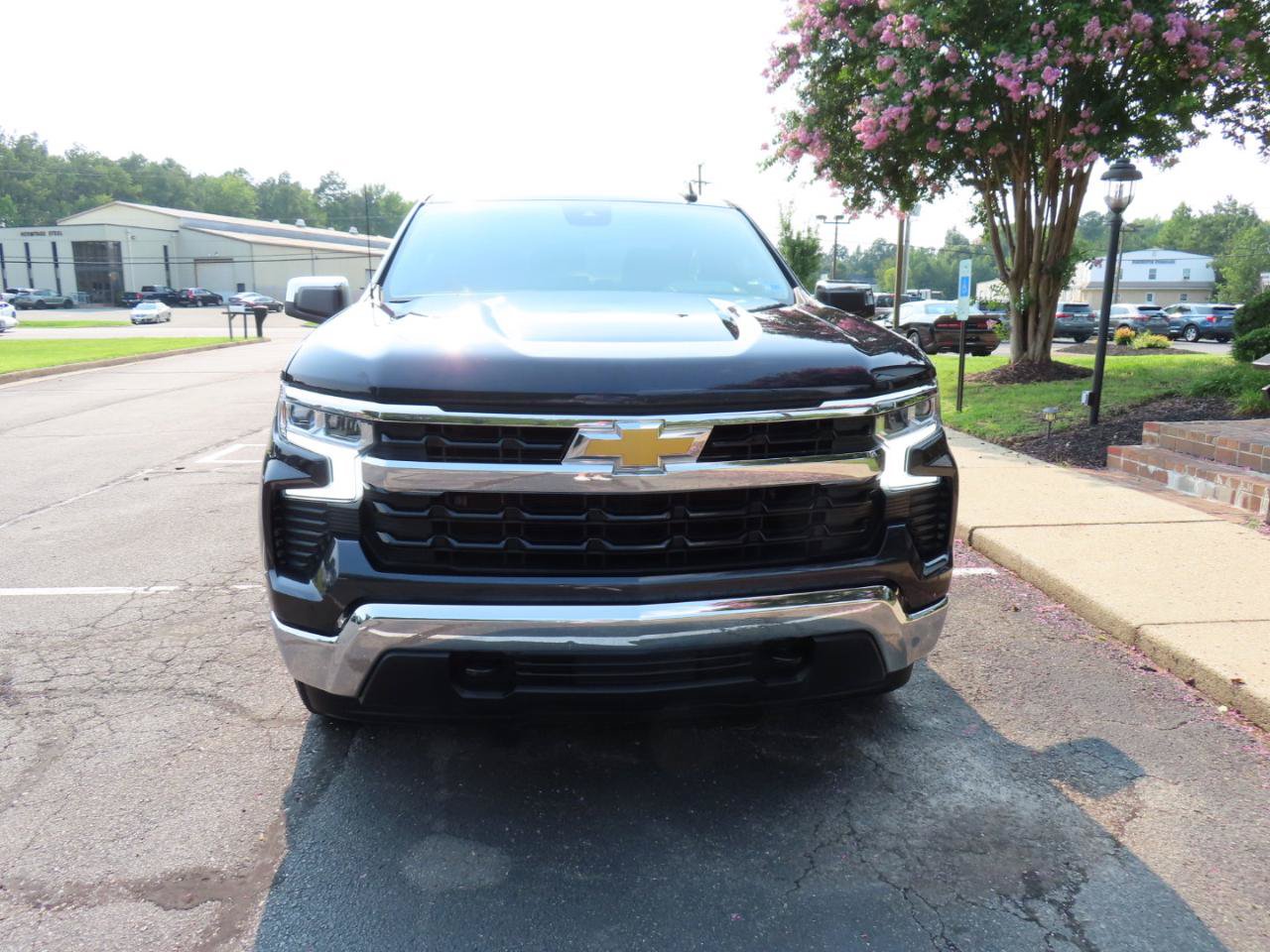 Used 2023 Chevrolet Silverado 1500 LT w/ Protection Package AWD/4WD image 13