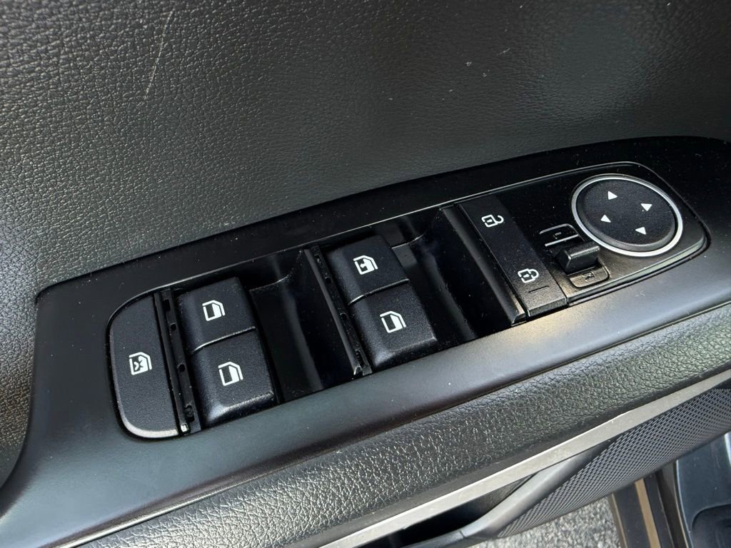 Used 2023 Kia Soul LX w/ Option Group 015 image 19