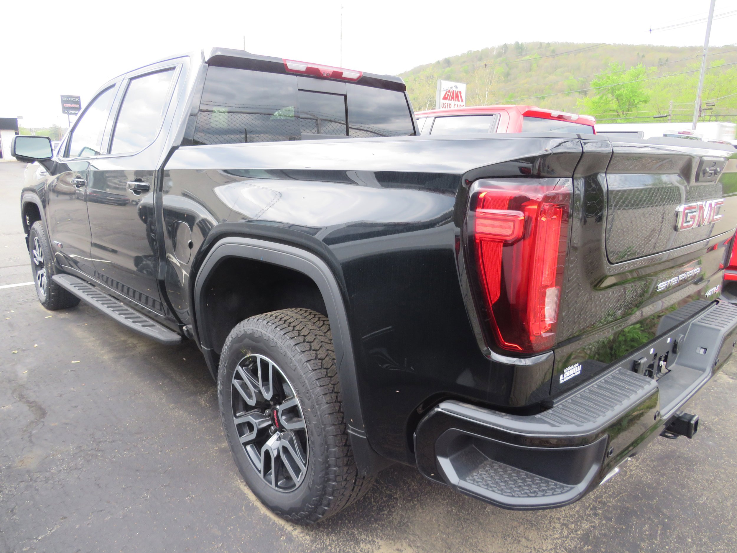 New 2026 GMC Sierra 1500 AT4 w/ AT4 Premium Package AWD/4WD video 4