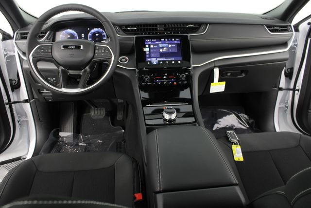 New 2026 Jeep Grand Cherokee Laredo X image 10