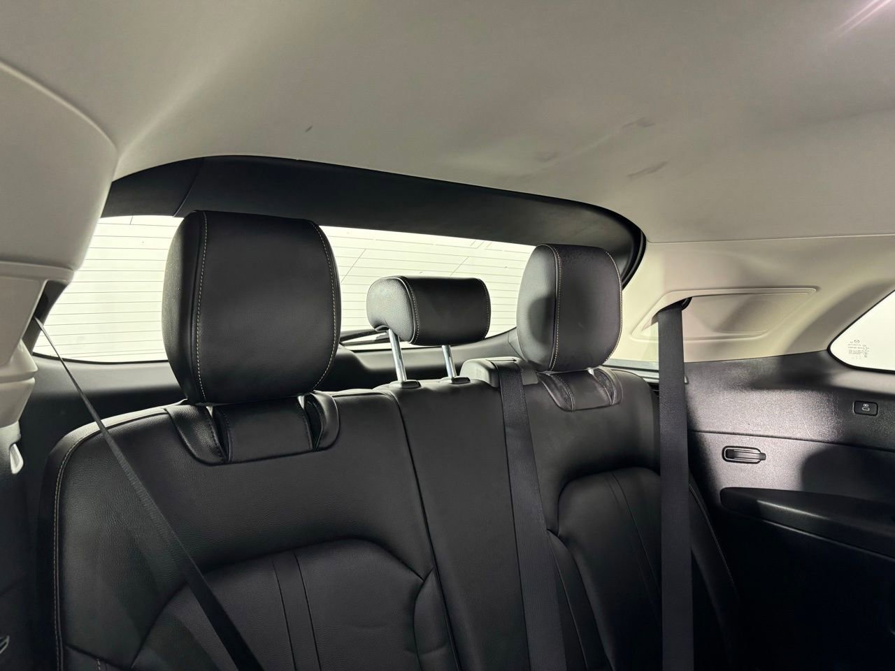 Used 2024 MAZDA CX-90 3.3 Turbo w/ Premium Package image 32