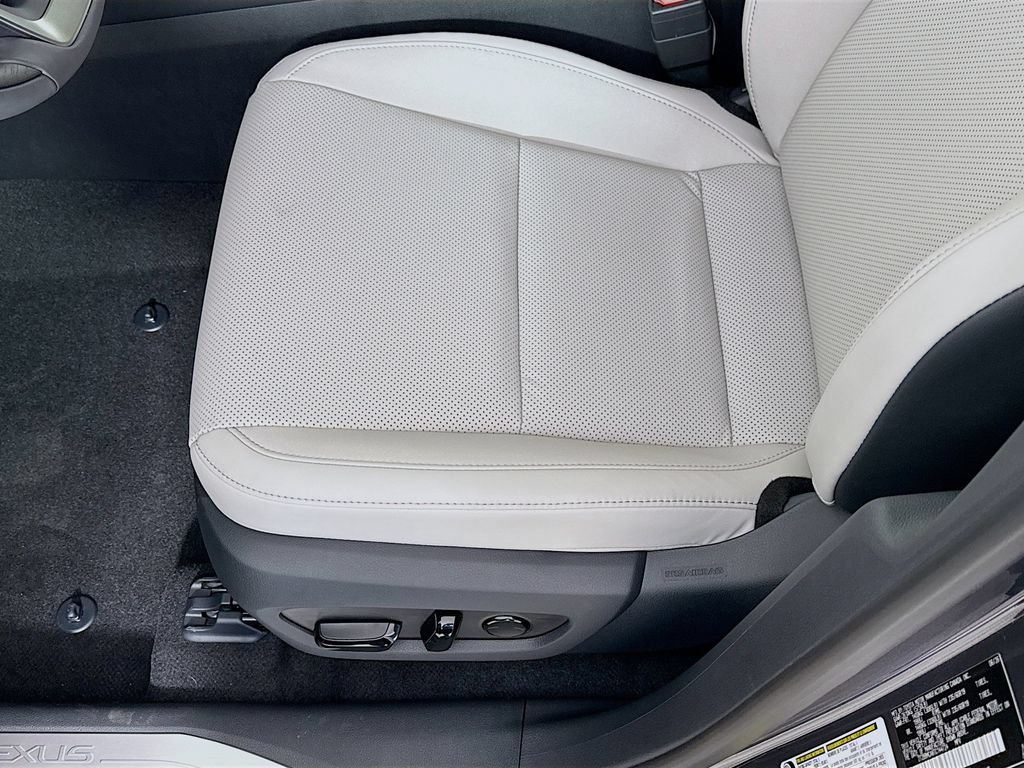 New 2026 Lexus RX 350h AWD/4WD image 21