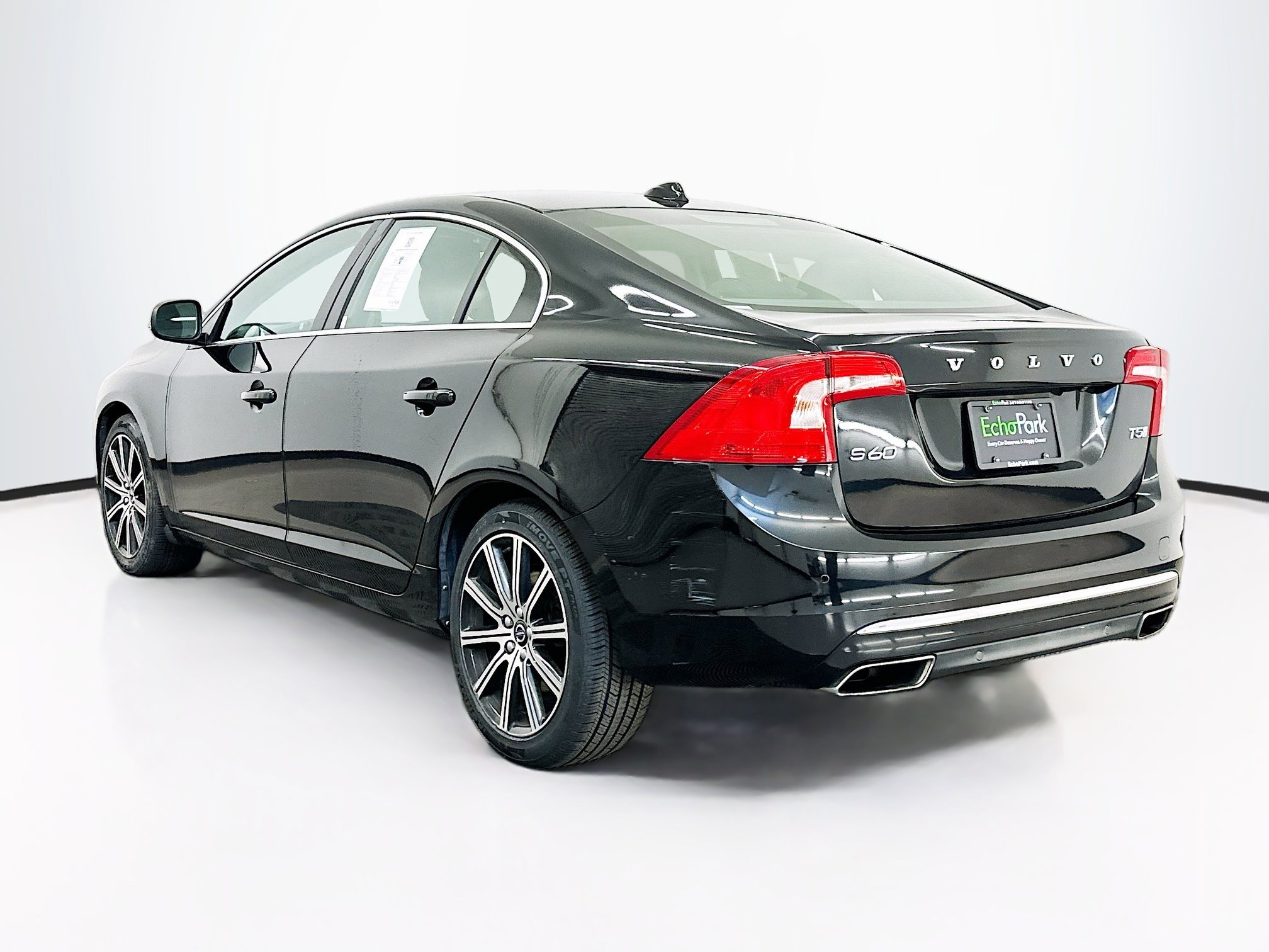 Used 2017 Volvo S60 T5 Inscription FWD image 5