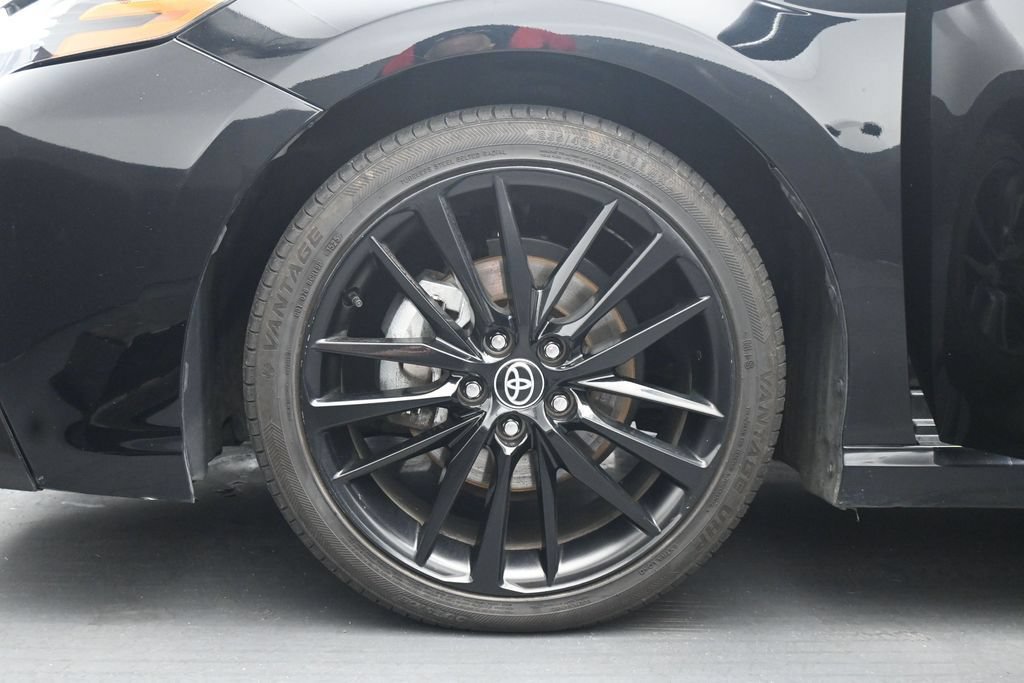 Used 2023 Toyota Camry XSE FWD image 13