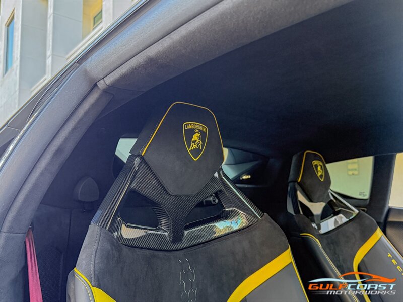 Used 2023 Lamborghini Huracan Tecnica RWD image 34