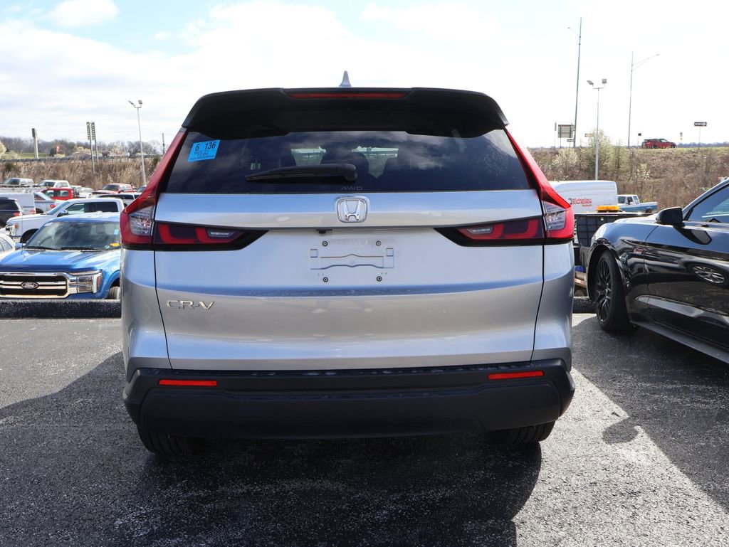 Used 2025 Honda CR-V LX image 13