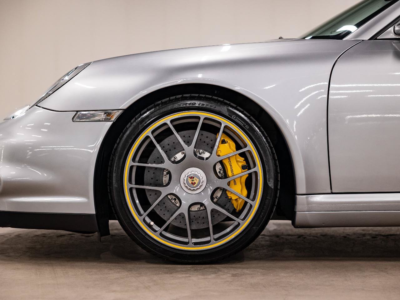 Used 2011 Porsche 911 Turbo S AWD/4WD image 21