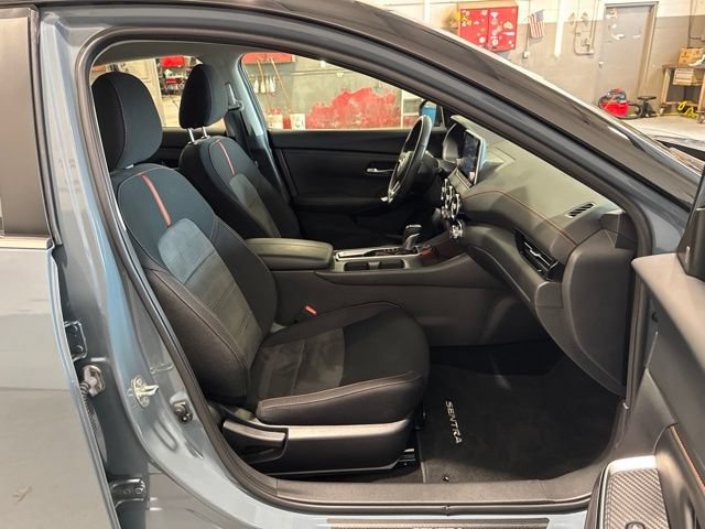 Certified 2024 Nissan Sentra SR FWD image 17