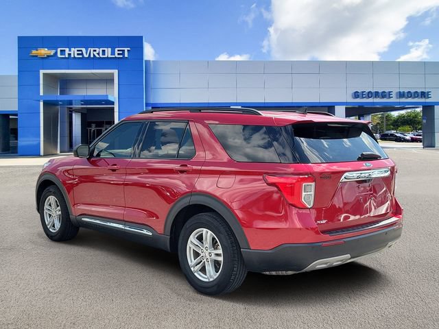 Used 2022 Ford Explorer XLT w/ Equipment Group 202A RWD image 3