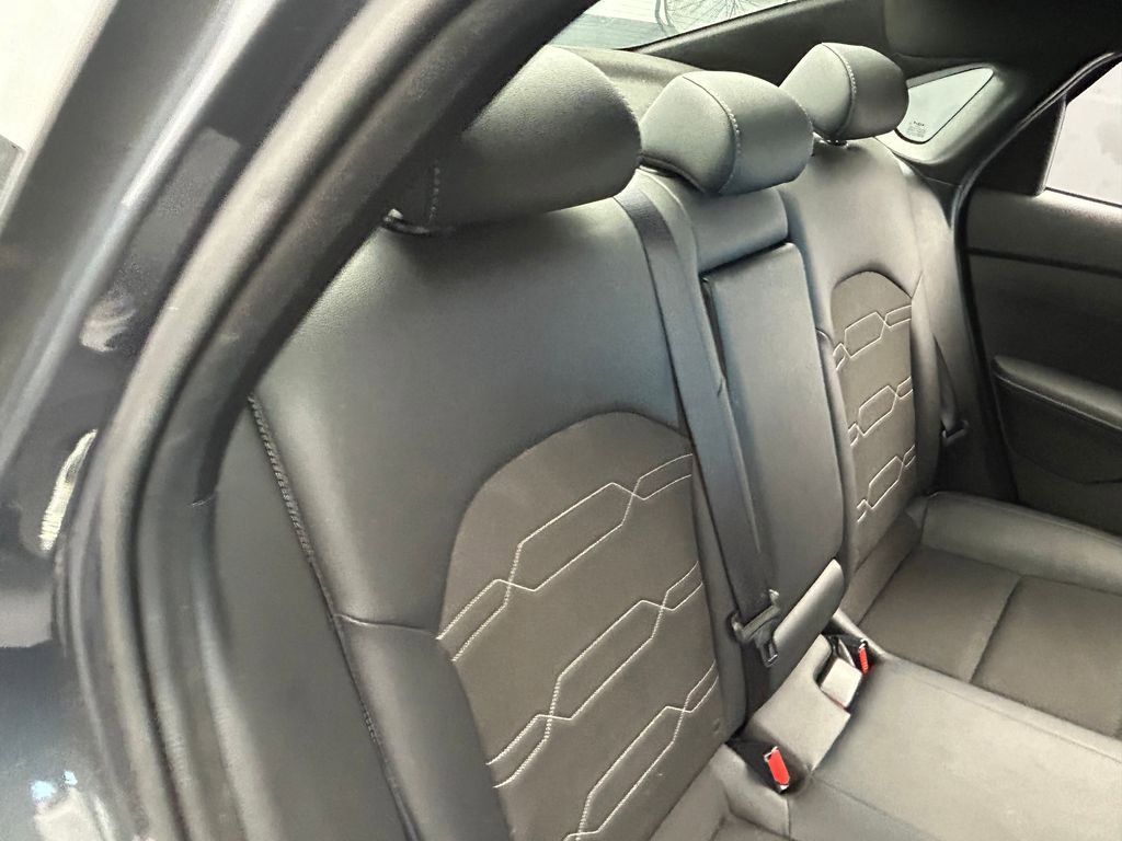 Used 2023 Kia Forte GT-Line FWD image 32