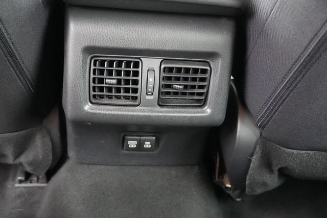 Used 2025 Toyota Camry LE FWD image 18