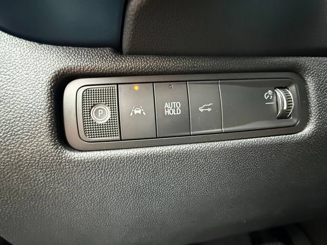 New 2026 Chevrolet Equinox EV LT AWD/4WD image 21