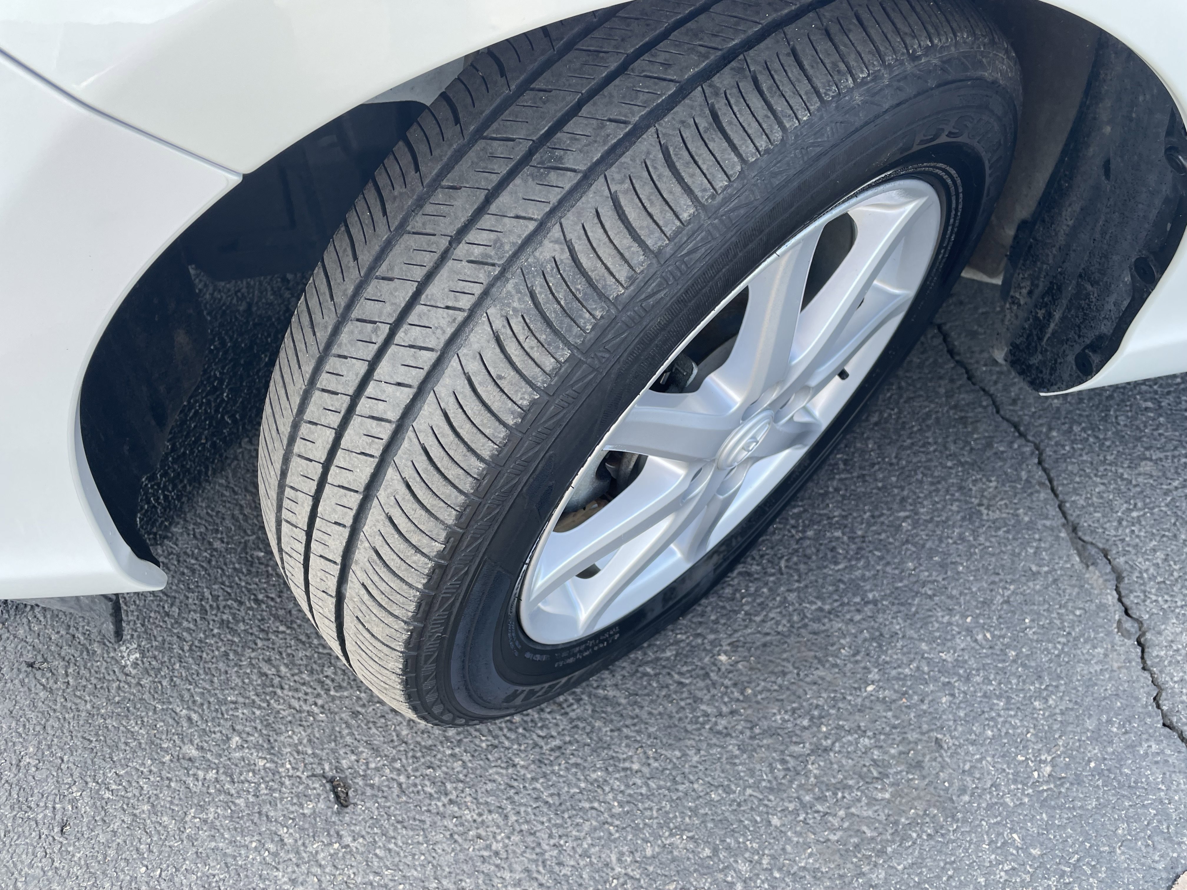 Used 2014 Toyota Prius C Three image 10