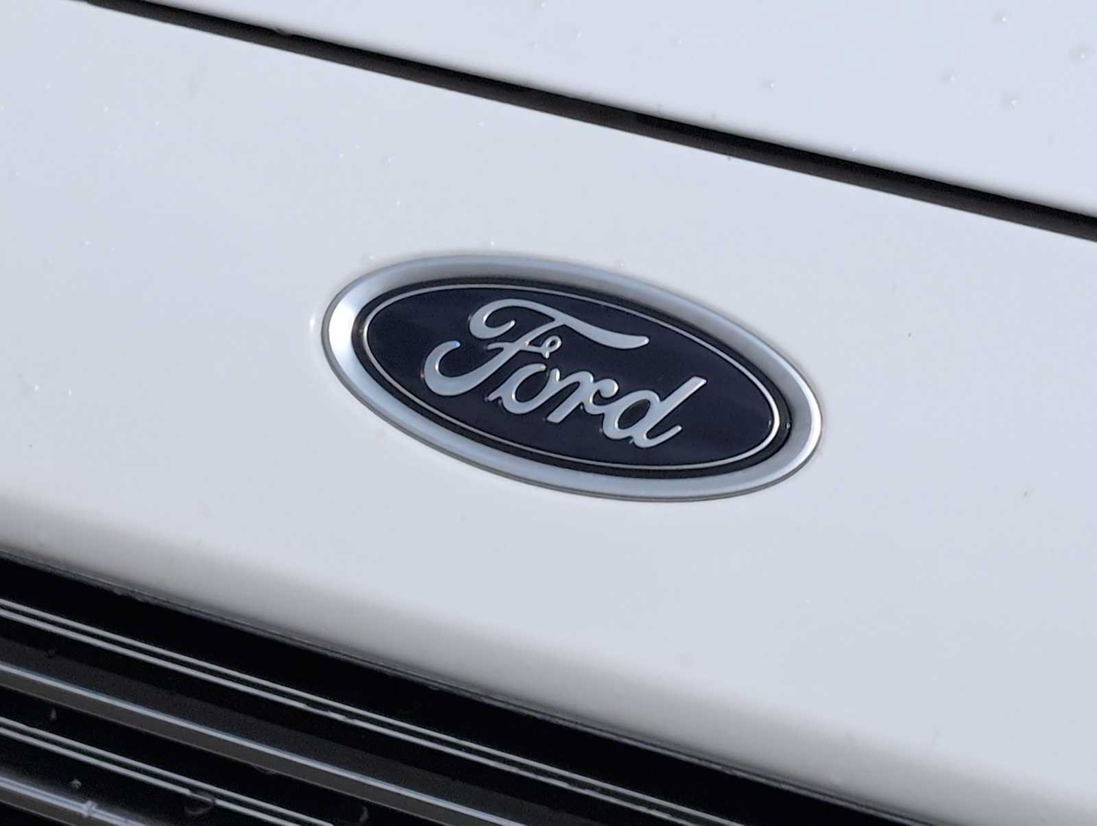 Used 2013 Ford Fusion SE FWD image 12