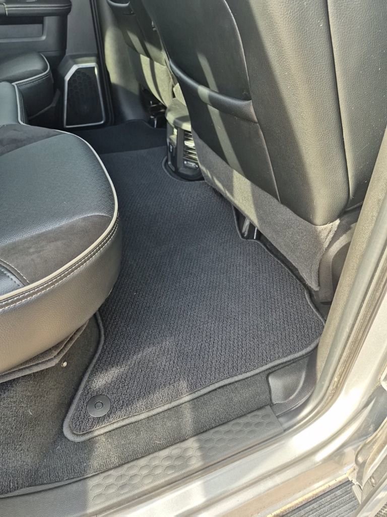 Used 2024 RAM 2500 Laramie image 32