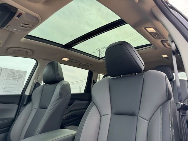 Used 2025 Subaru Ascent Onyx Edition image 13