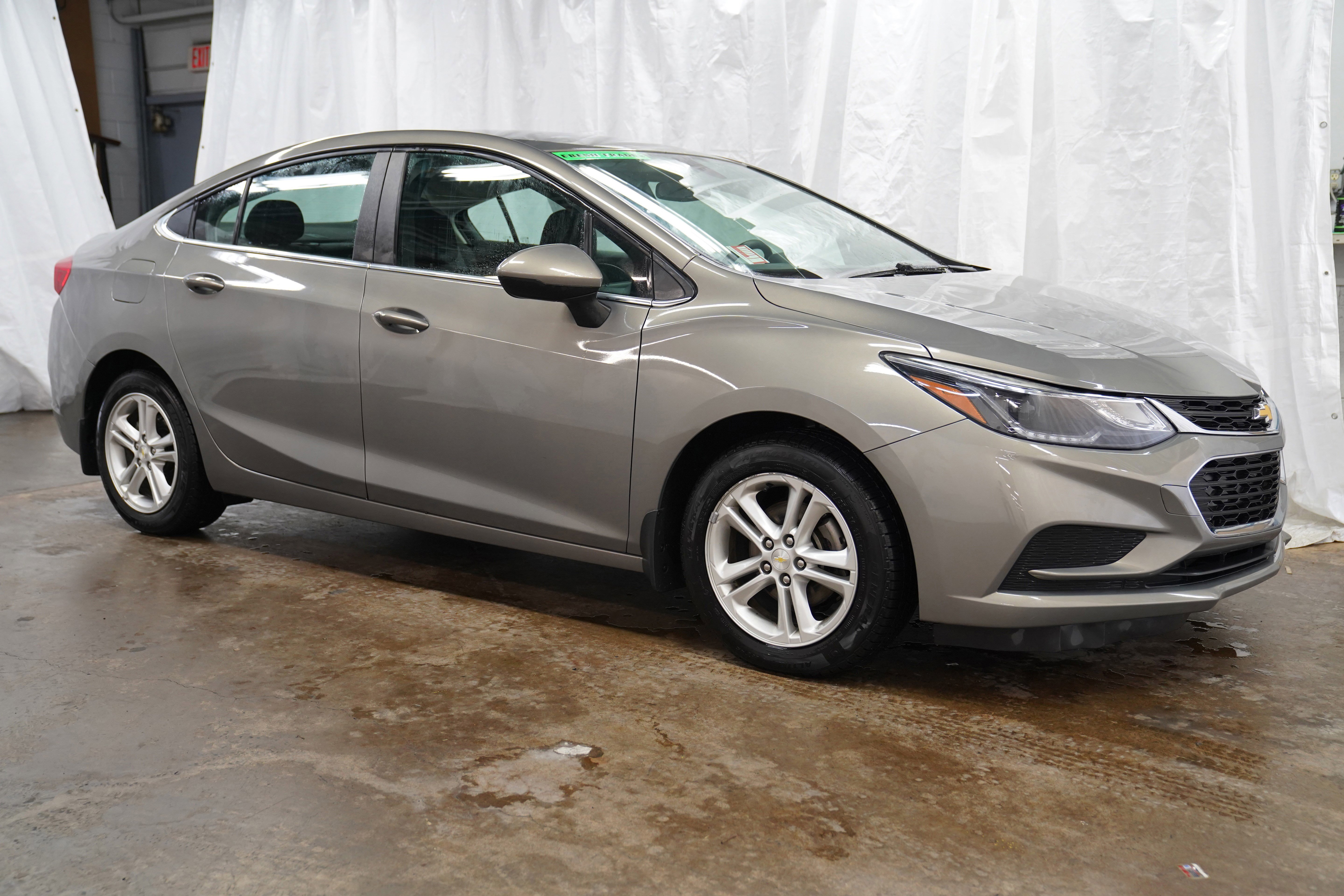 Used 2018 Chevrolet Cruze LT w/ Convenience Package