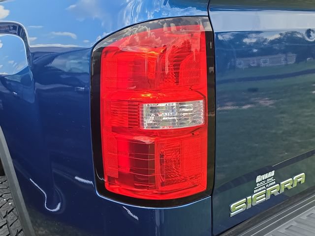 Used 2018 GMC Sierra 2500 4x4 Crew Cab w/ Sierra Convenience Package image 10