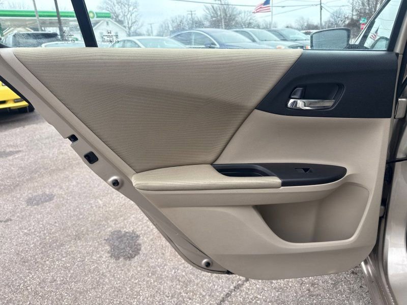 Used 2014 Honda Accord LX image 12