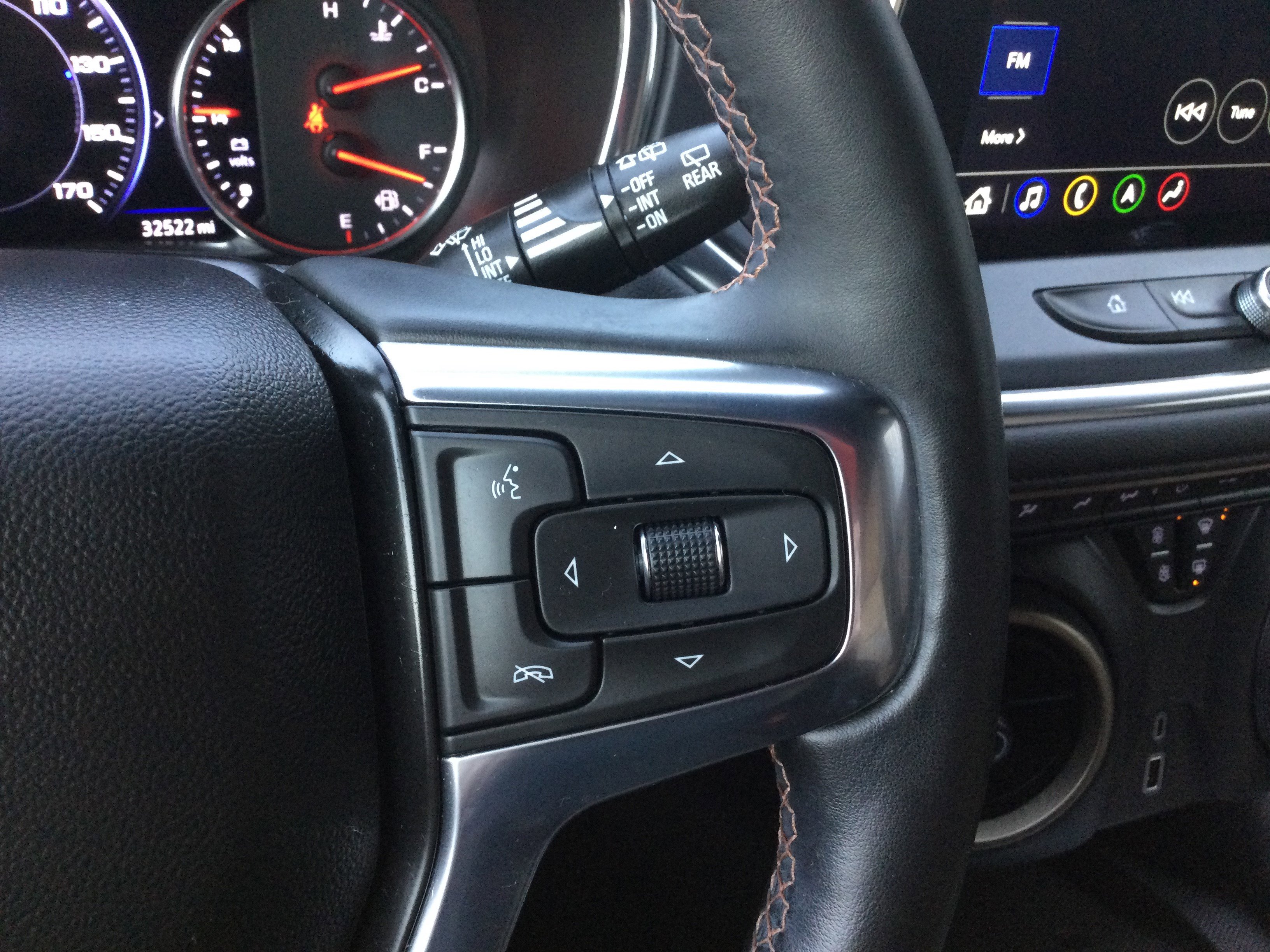 Used 2023 Chevrolet Blazer Premier w/ Driver Confidence II Package AWD/4WD image 16