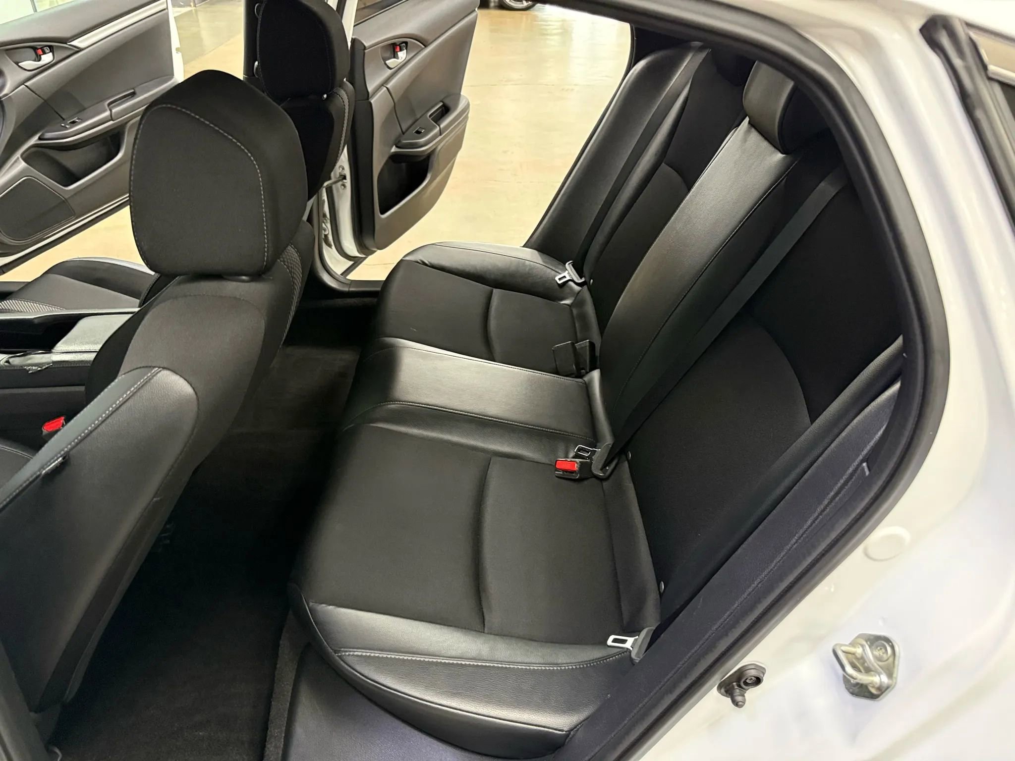 Used 2019 Honda Civic Sport image 14