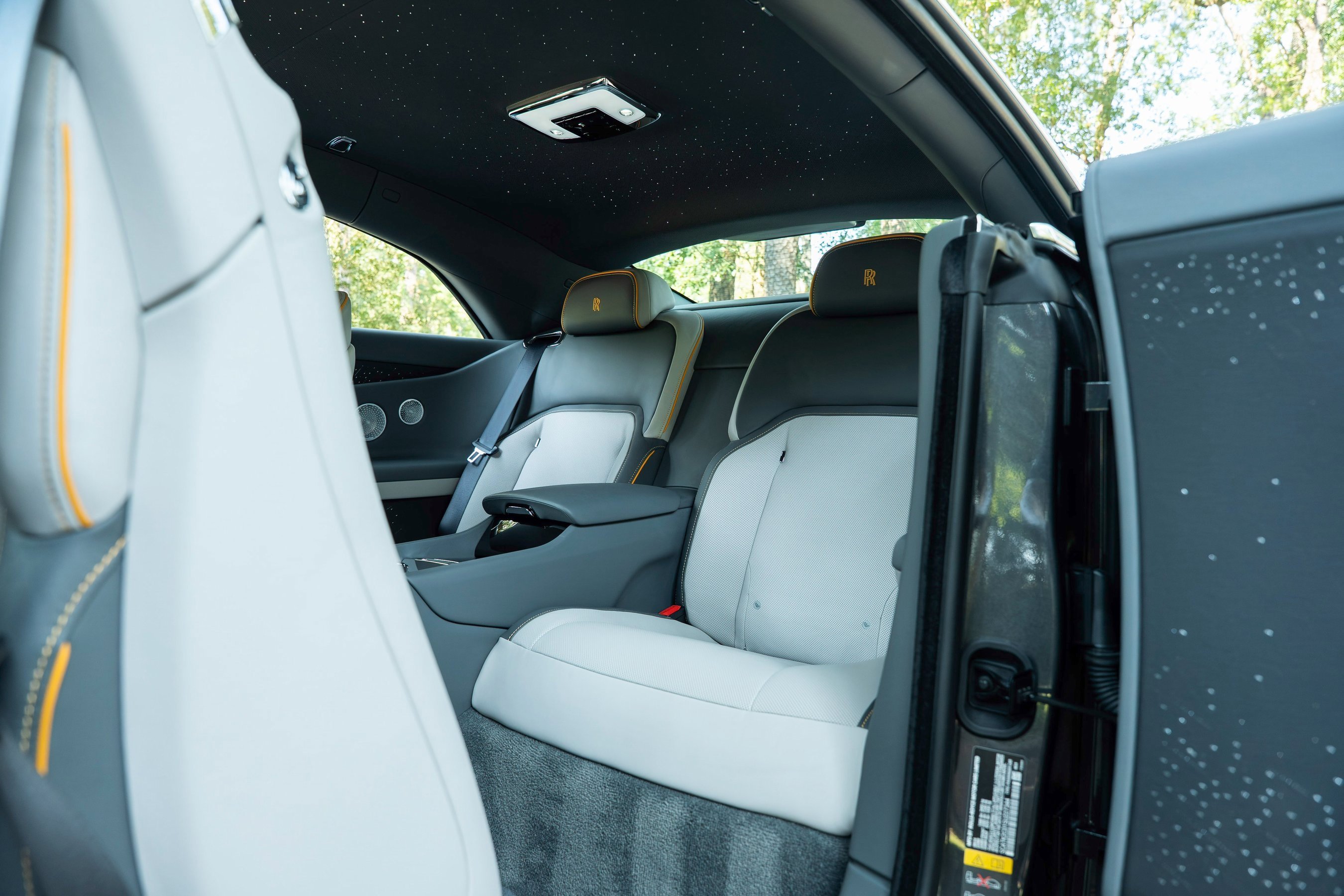 Used 2025 Rolls-Royce Spectre w/ Spectre Launch Package image 39