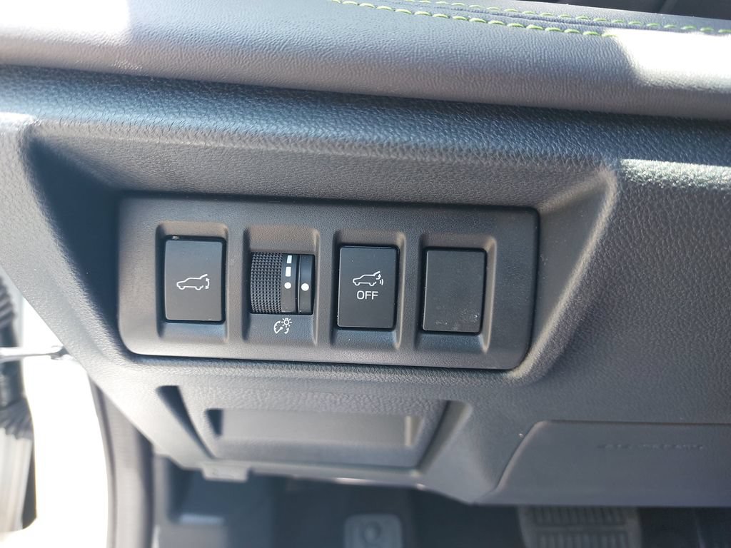 Used 2025 Subaru Outback Onyx Edition XT AWD/4WD image 22