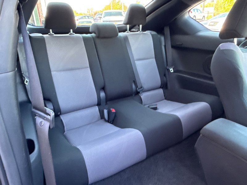 Used 2014 Scion tC FWD image 18