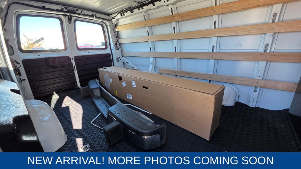 Used 2024 Chevrolet Express 2500 Work Van w/ Driver Convenience Package image 13