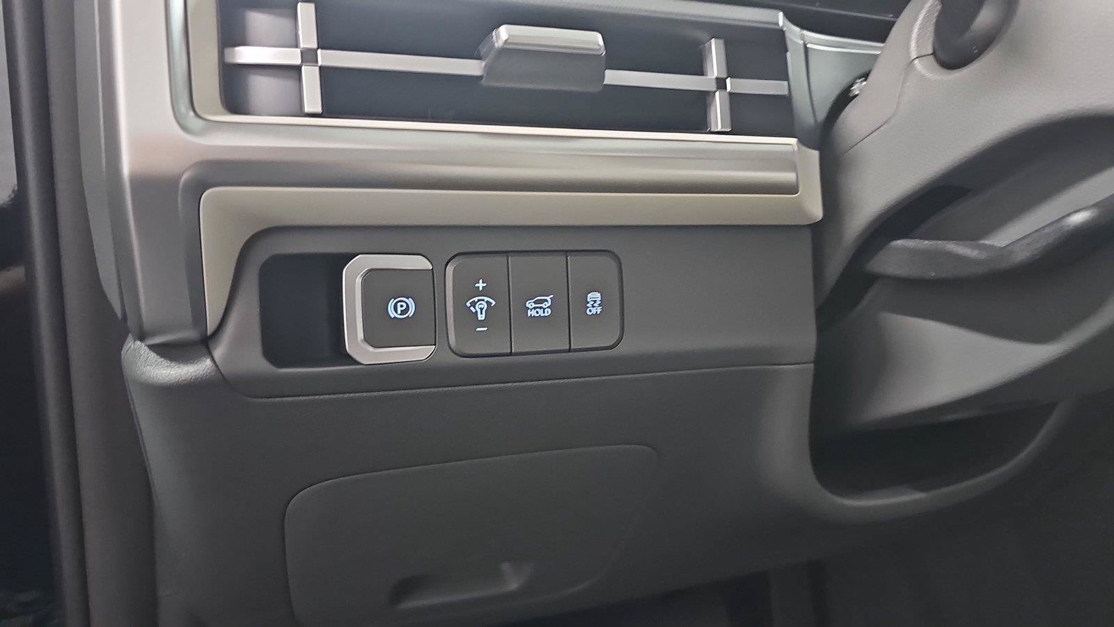 New 2026 Hyundai Santa Fe SEL FWD image 24
