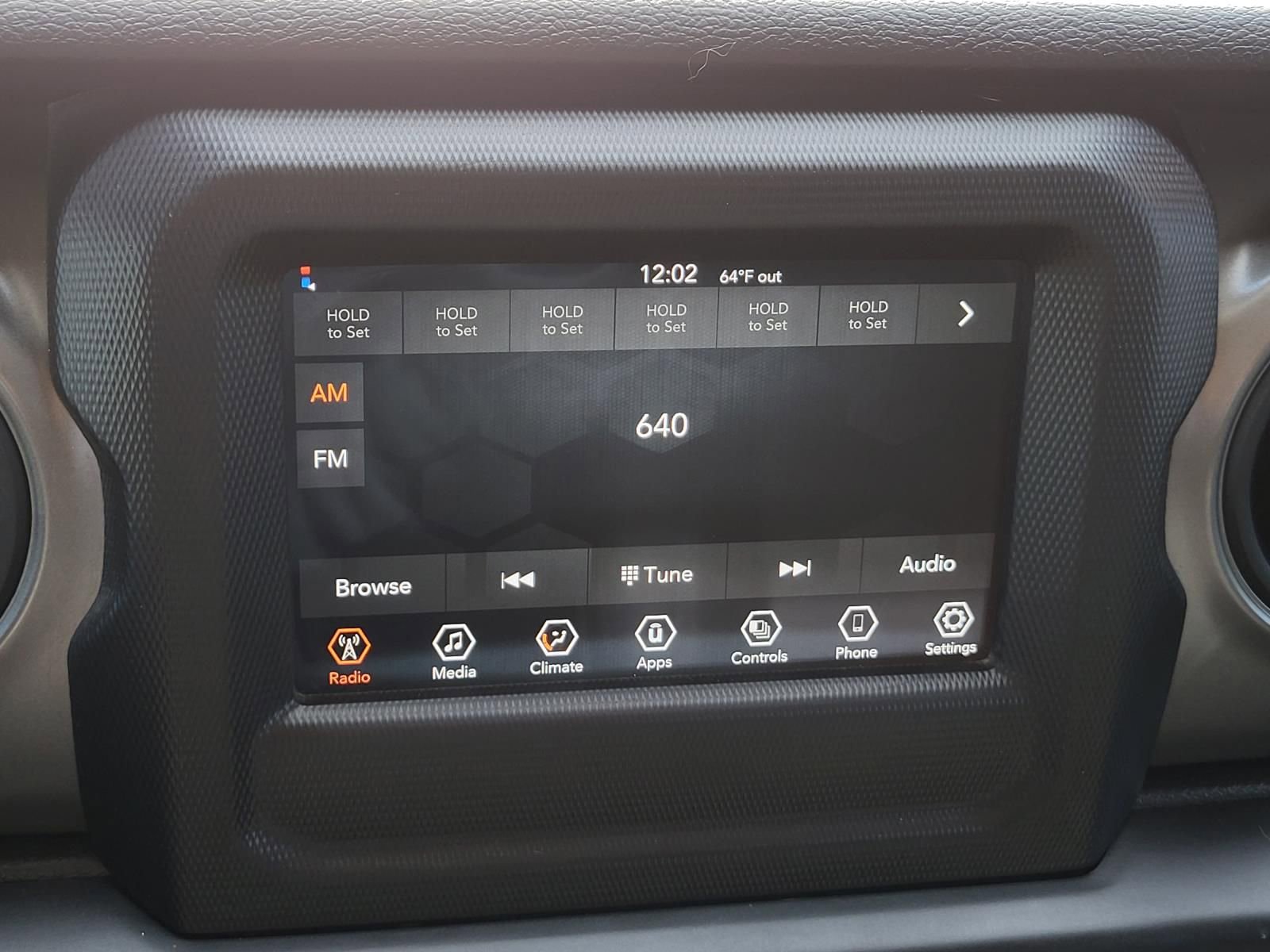 Used 2022 Jeep Gladiator Willys image 27