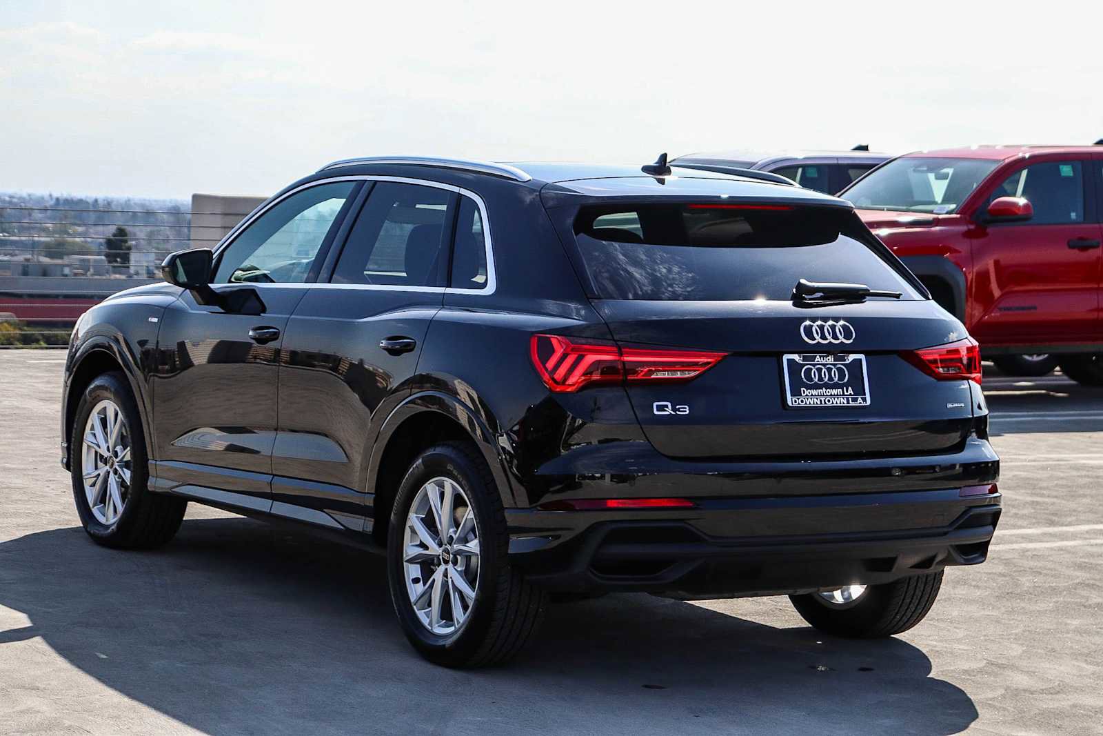 Used 2025 Audi Q3 2.0T Premium Plus w/ Premium Plus Package image 6