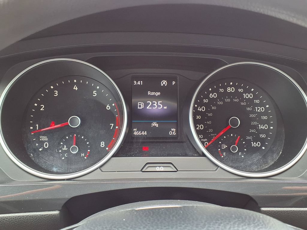 Used 2020 Volkswagen Tiguan S FWD image 33