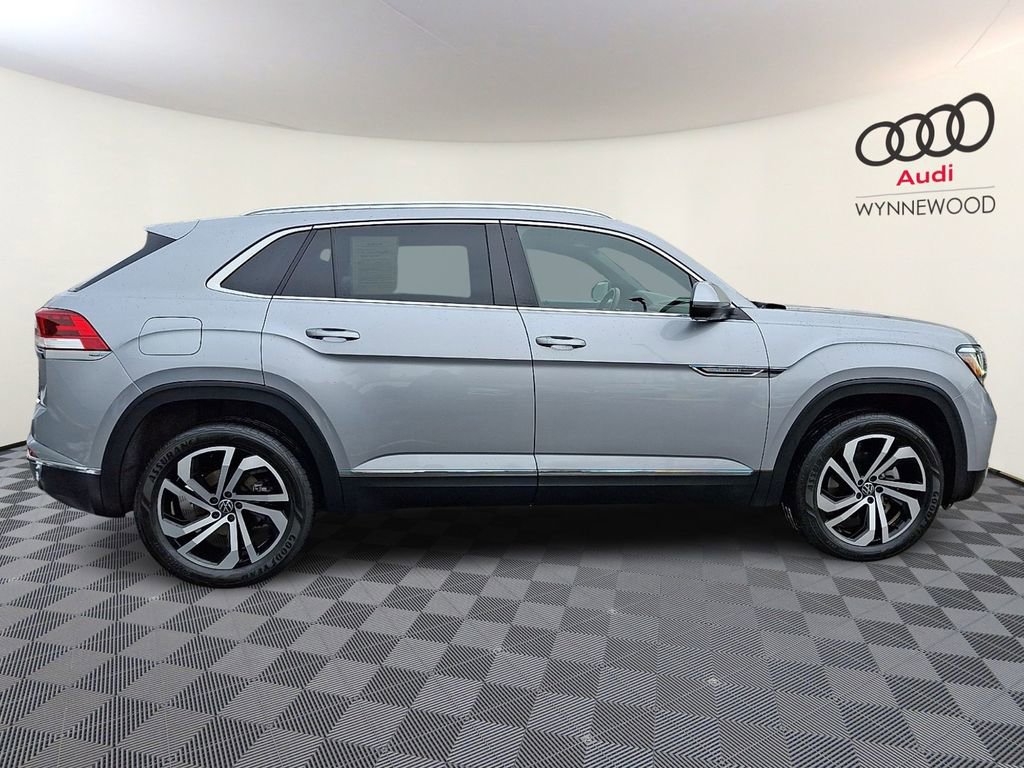 Used 2023 Volkswagen Atlas Cross Sport SEL image 7