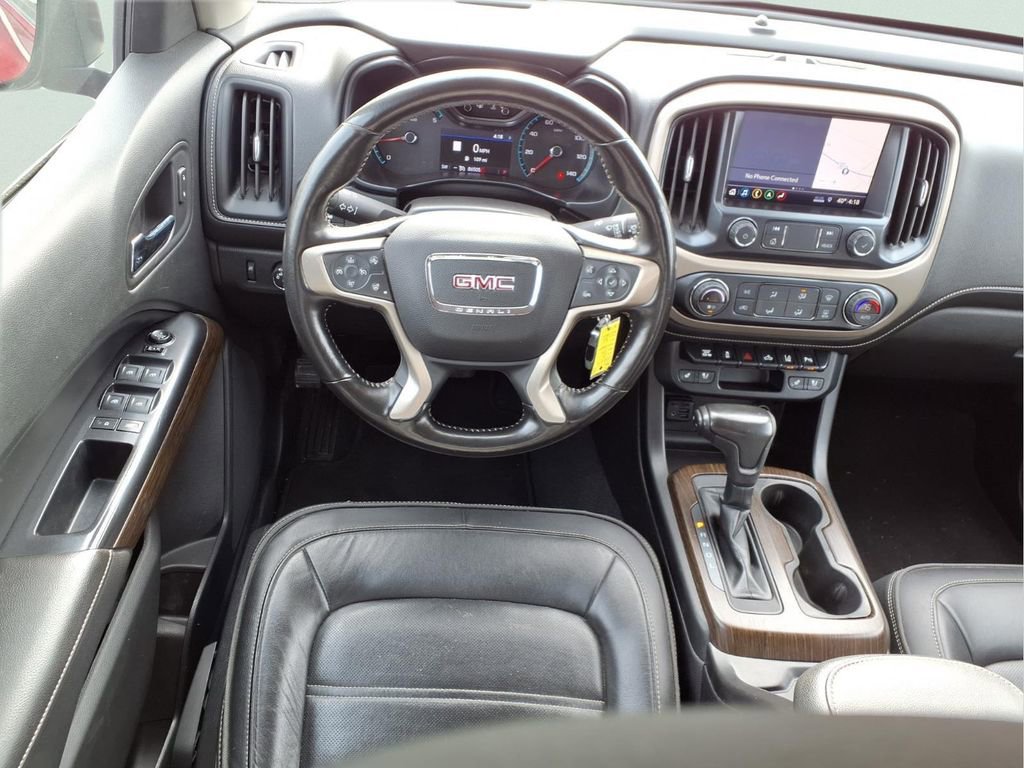 Certified 2019 GMC Canyon Denali image 3