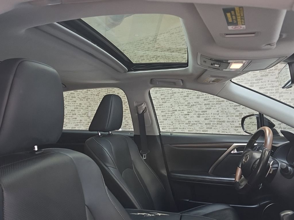 Used 2021 Lexus RX 350 FWD w/ Premium Package image 9