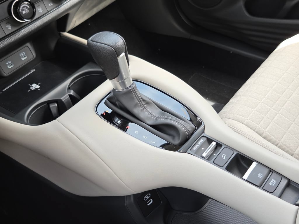 New 2027 Honda HR-V LX image 32
