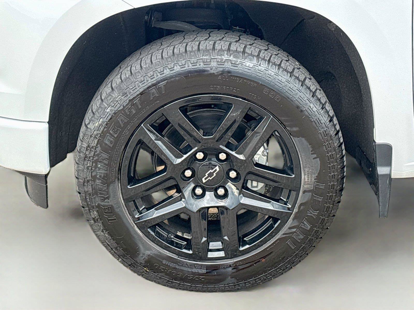 Used 2022 Chevrolet Silverado 1500 Custom w/ Rally Edition AWD/4WD image 27